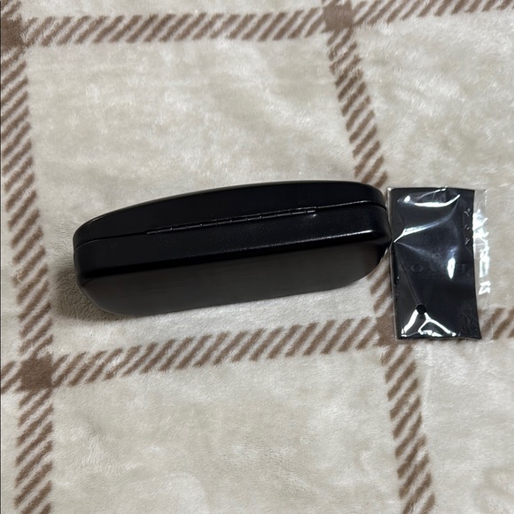 Coach Black Eyewear Case with Cloth - Picture 5 of 6